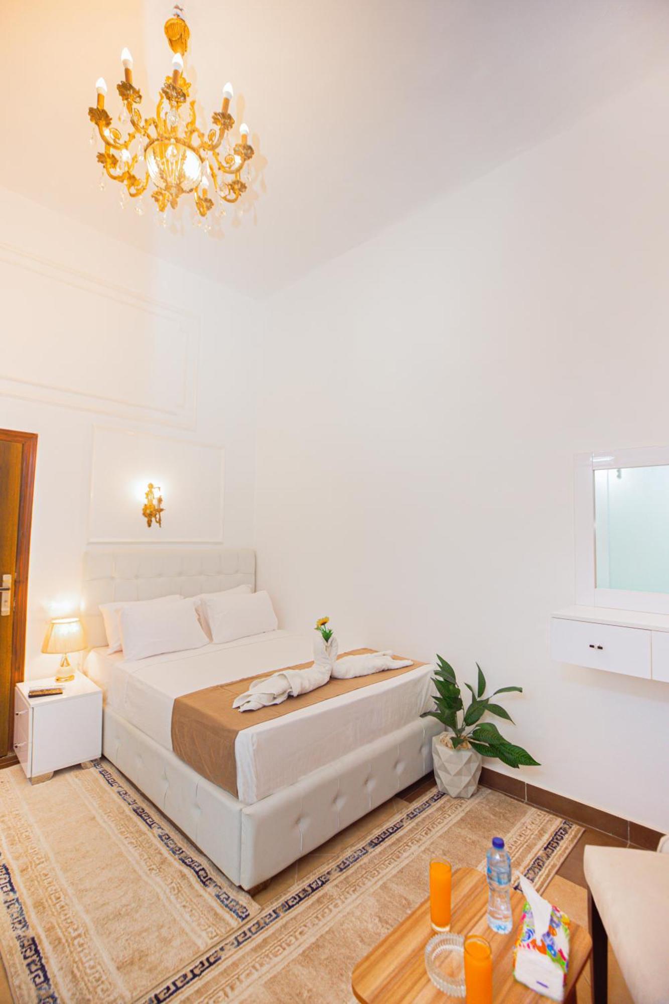 Downtown Antique Hotel Kaherah Luaran gambar