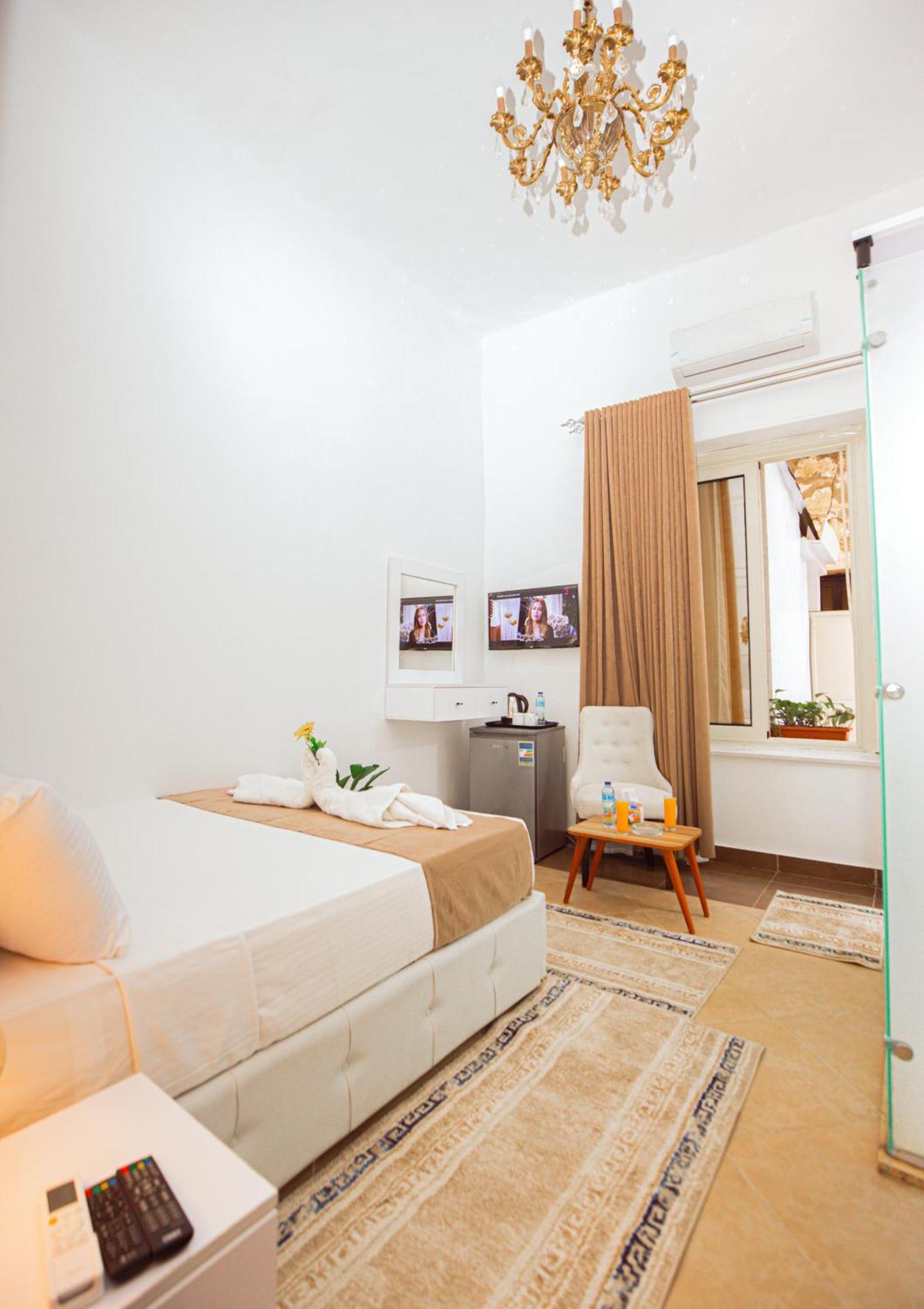 Downtown Antique Hotel Kaherah Luaran gambar