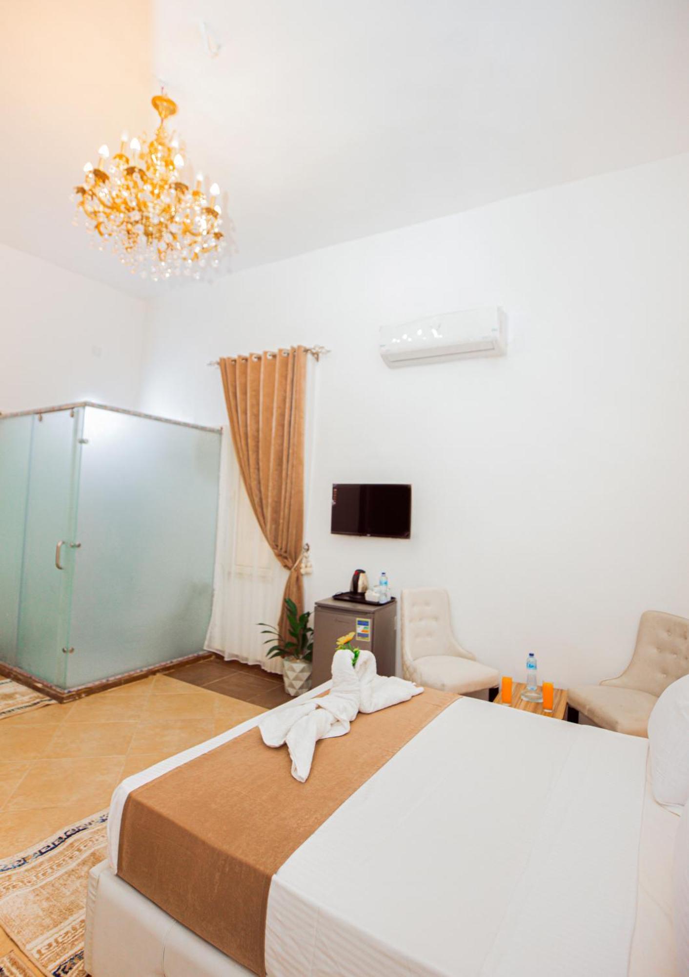 Downtown Antique Hotel Kaherah Luaran gambar